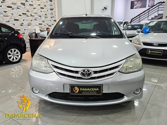 TOYOTA ETIOS 1.3 X 16V FLEX 4P MANUAL TOYOTA ETIOS 1.3 X 16V FLEX 4P MANUAL